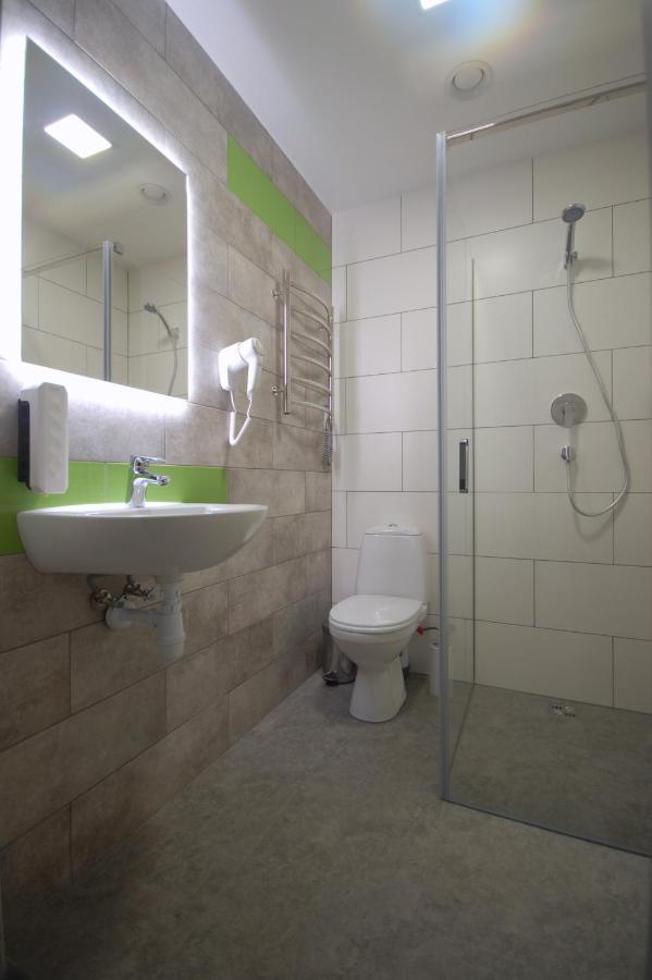 Cubby Hotel Lviv Exteriör bild